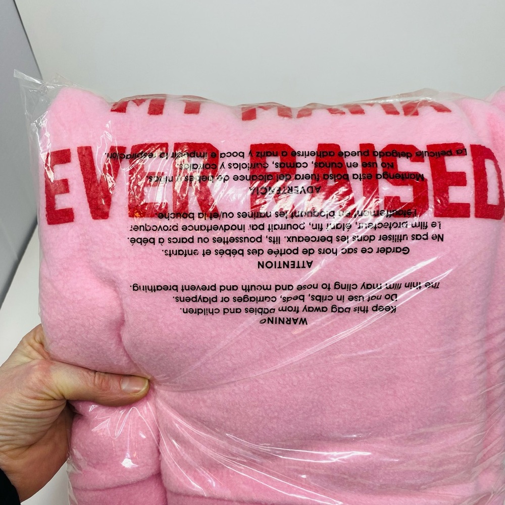 Daydreamer Revolve Cotton Candy Pink Fleece top in XL - Picture 8 of 9